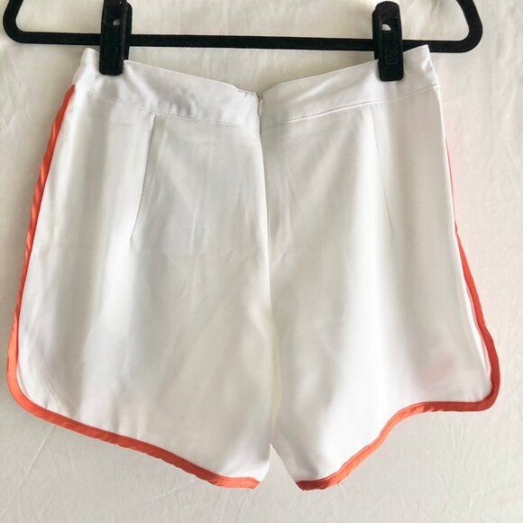 White Buttondown Shirt & Shorts Set - Picture 6 of 7